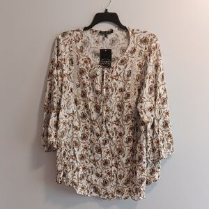 Como Black Cream Floral Blouse with Bell Sleeves and Mandarin Collar, size 3X